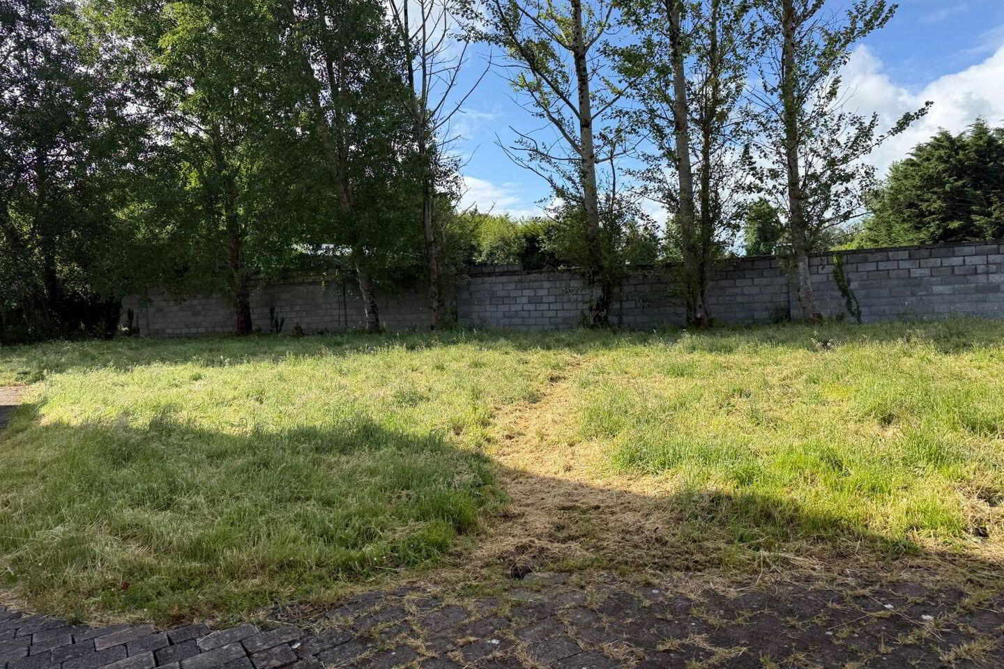 Moyhill 23 of 24