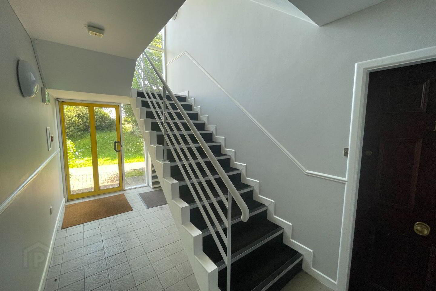Apartment 4e Block E 10 of 10