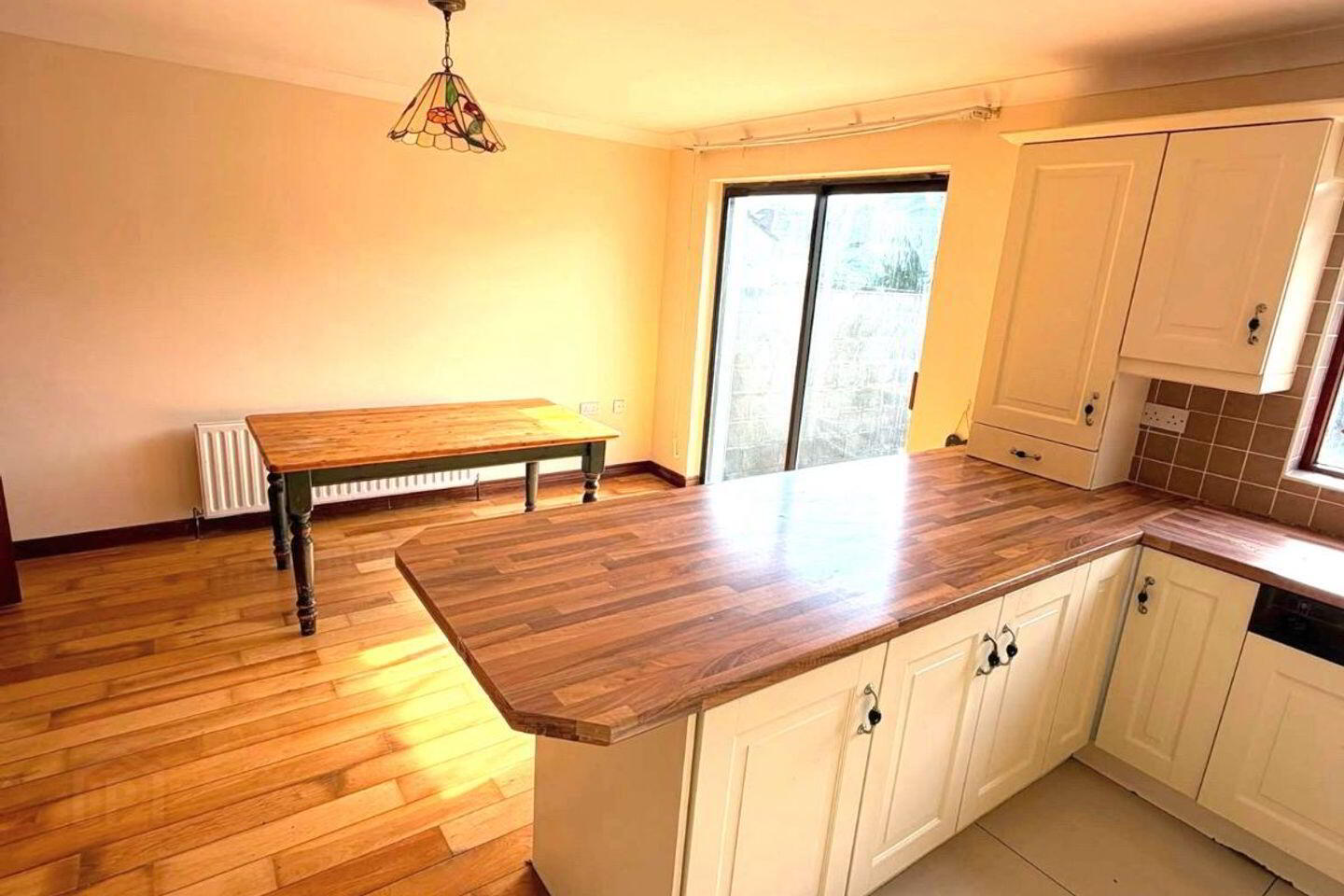 35a Hawthorn Place 4 of 5