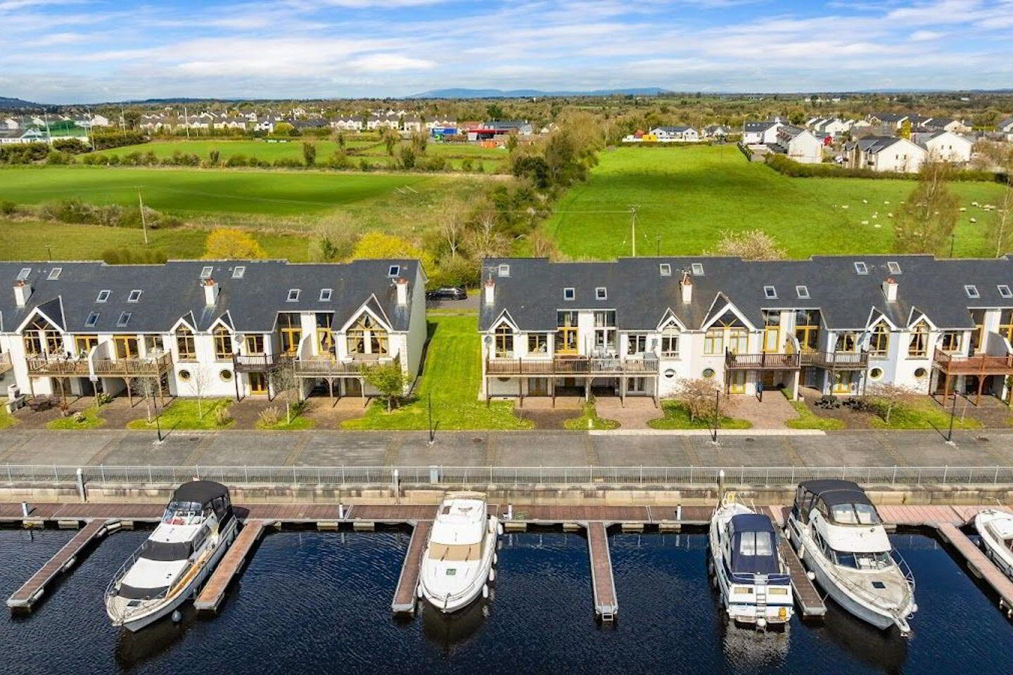 12 Marina Berth 6 of 6