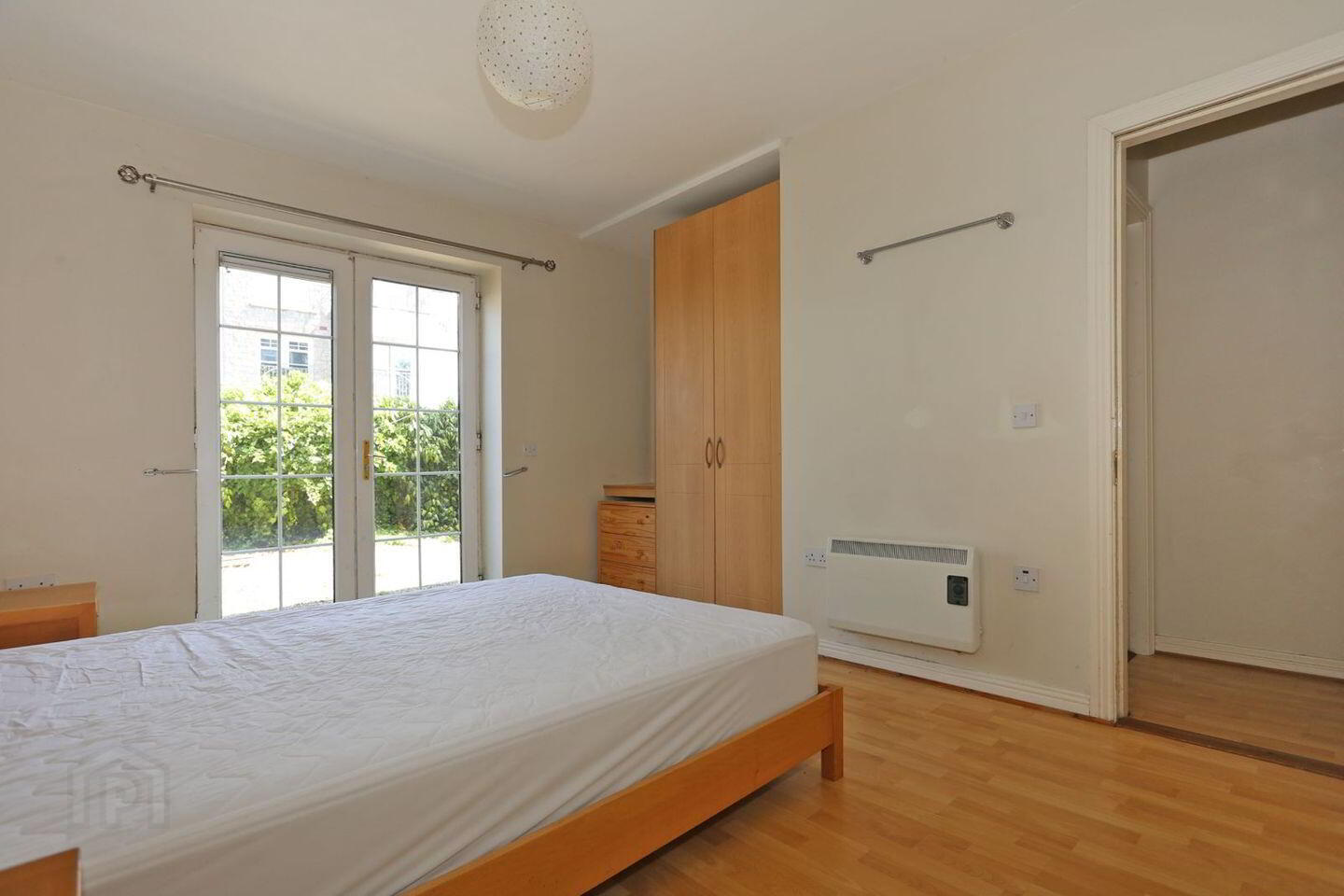 Apartment 5 An Cluain 20 of 21