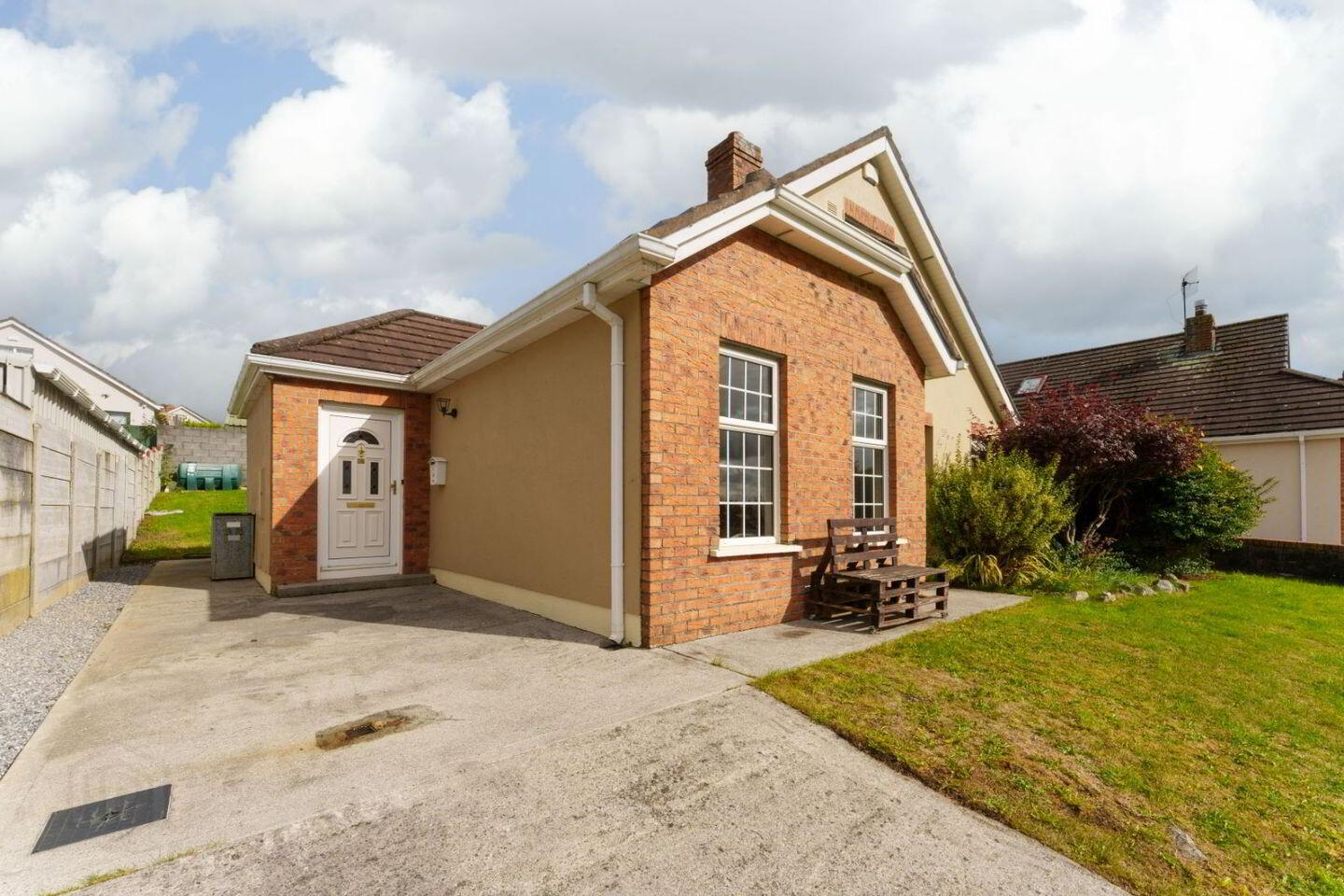 22 Priory Lawns 29 of 30