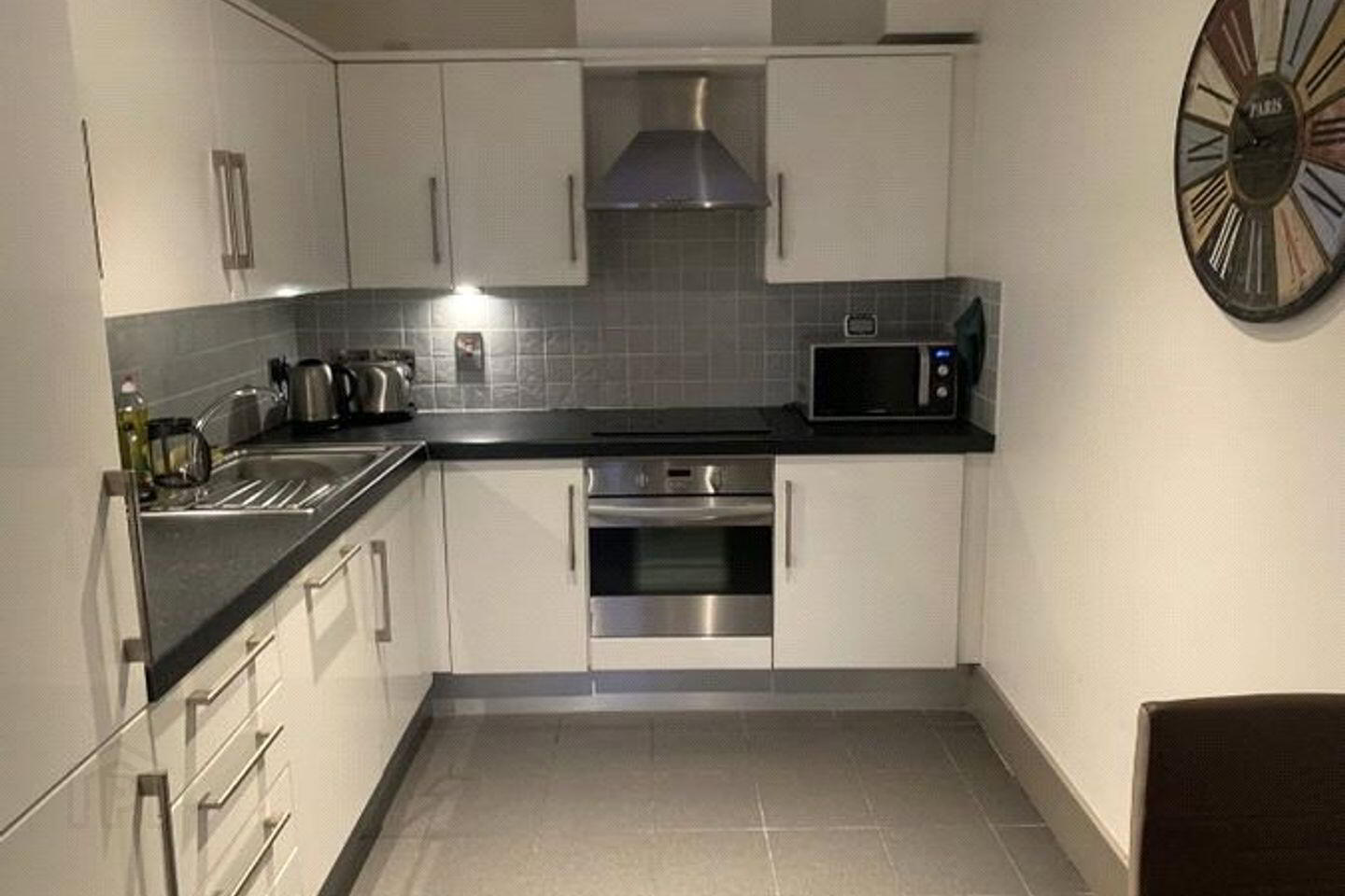 Apt 11, 37/38 Capel Street 3 of 4