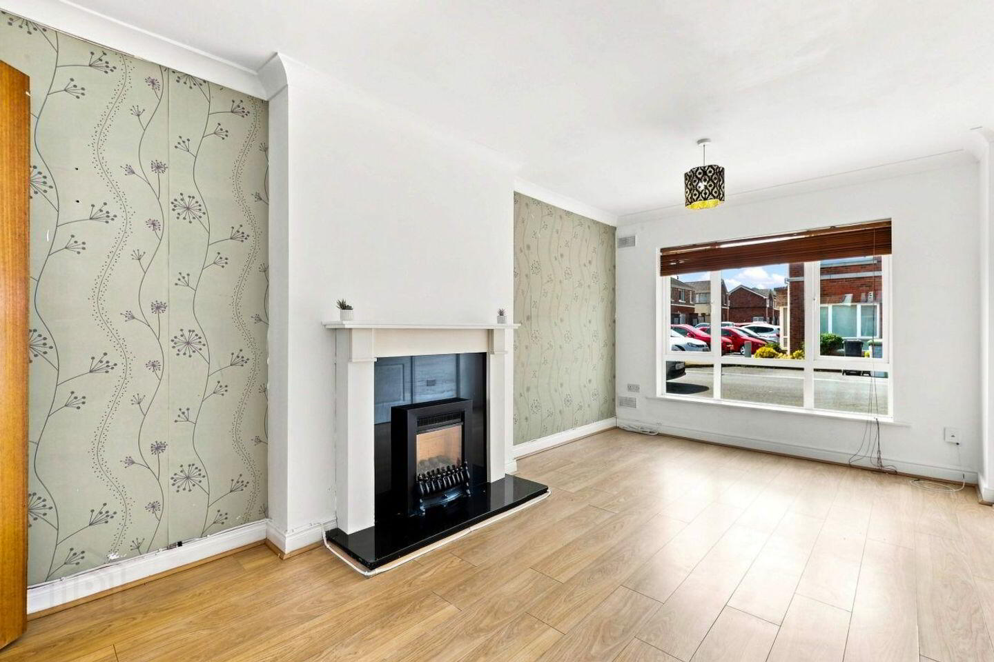 14 Hastings Avenue 3 of 7