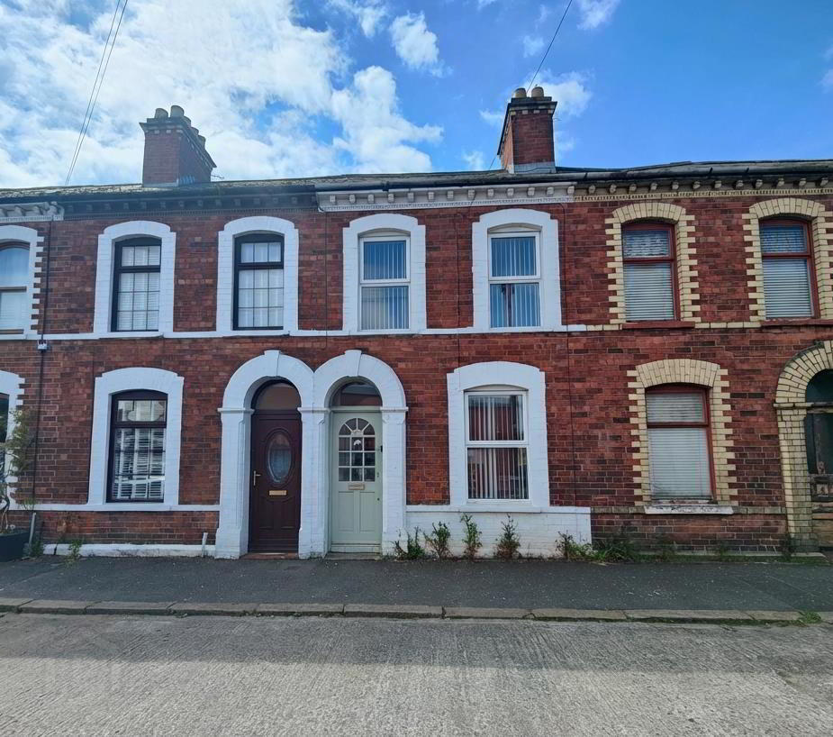 12 Pim Street 1 of 17