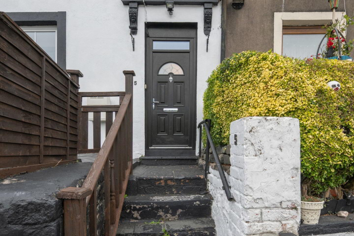 5 Saint Patricks Terrace 3 of 25