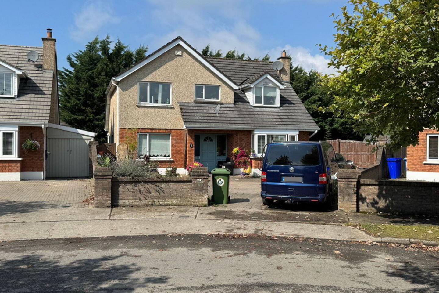 8 Rathbride Close 1 of 2
