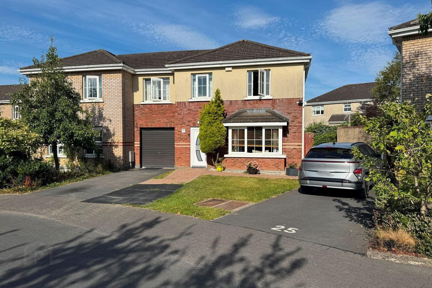 26 Mount Eustace Close 2 of 3