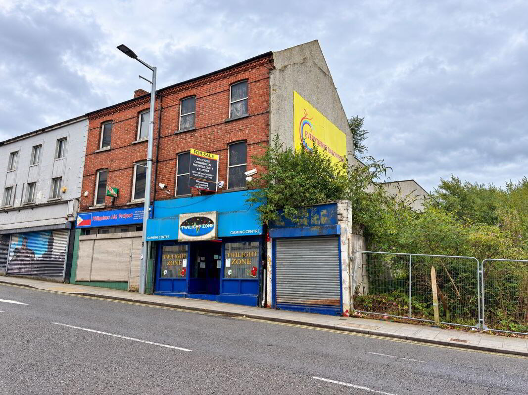 22-24 Bridge Street 2 of 13
