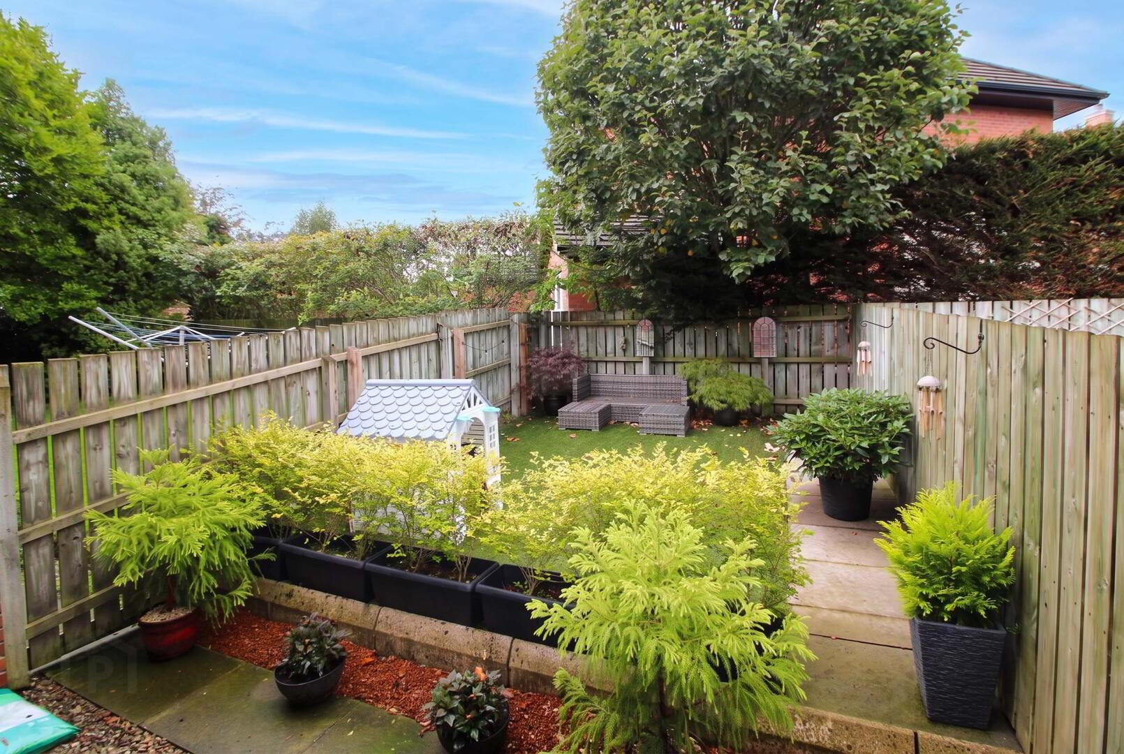 27 Glenisland Terrace 12 of 12