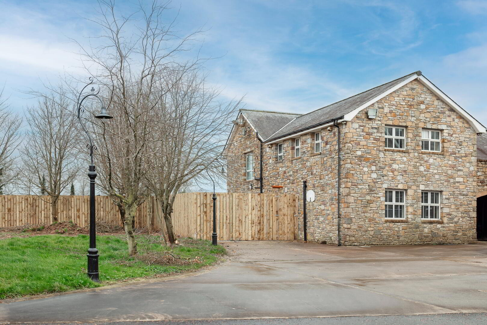 A Greystone House, 28 Cullenramer Road 19 of 19