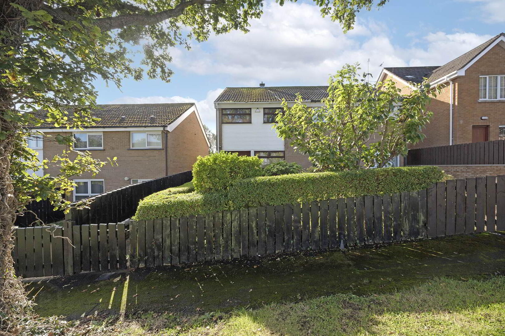 702 Pinebank 1 of 18