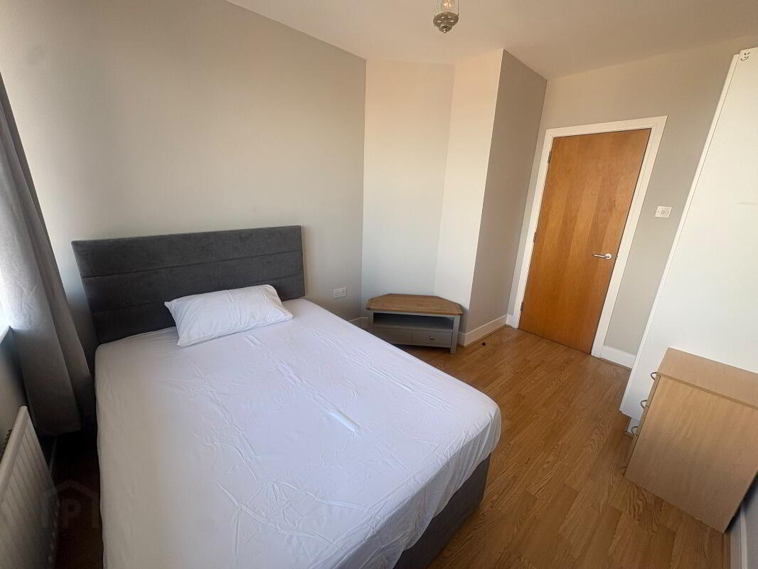 Apartment 39 South Studios 85 Tates Avenue 9 of 10