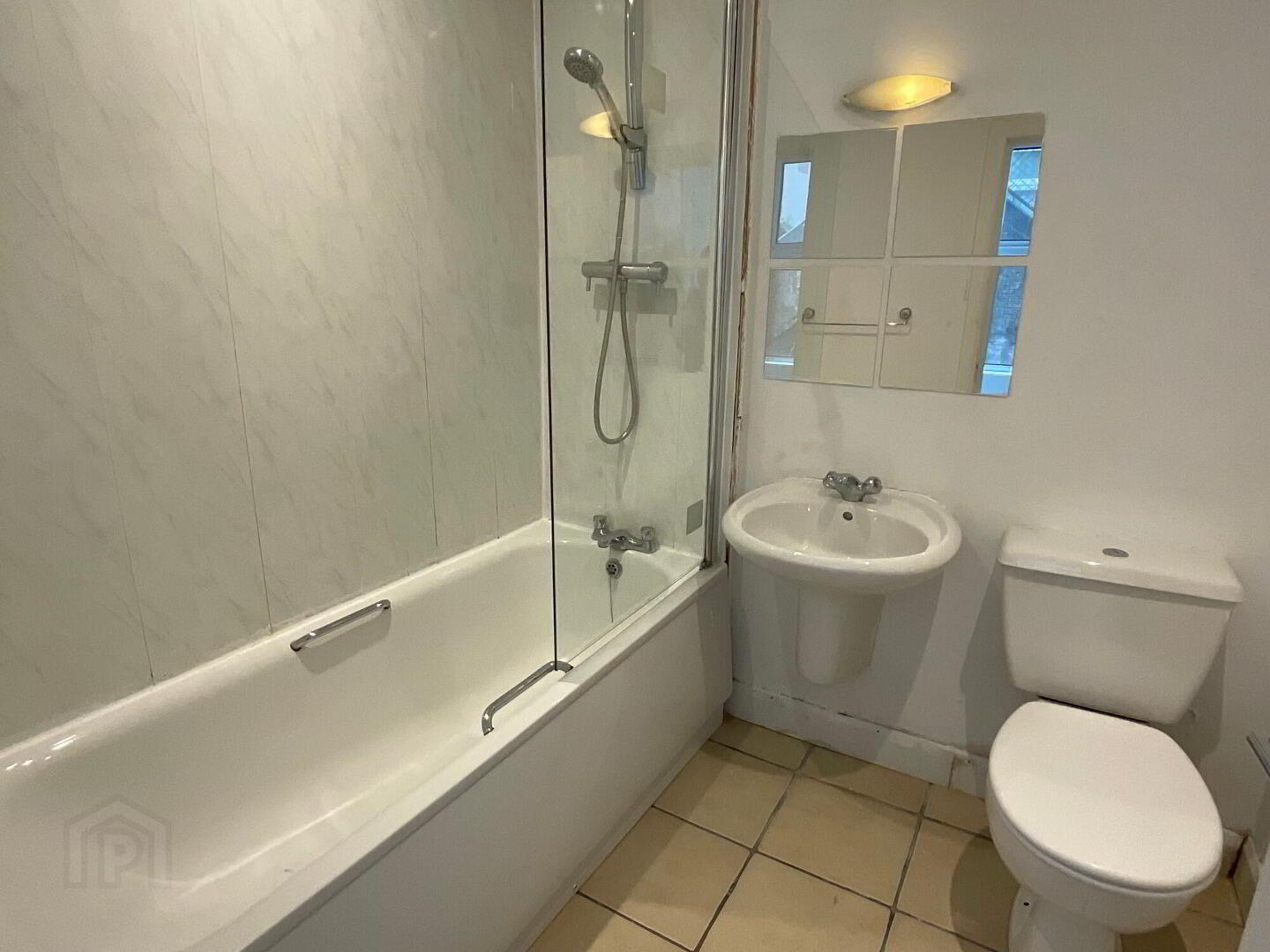Apt 1, 10 Cliftonville Avenue 10 of 10