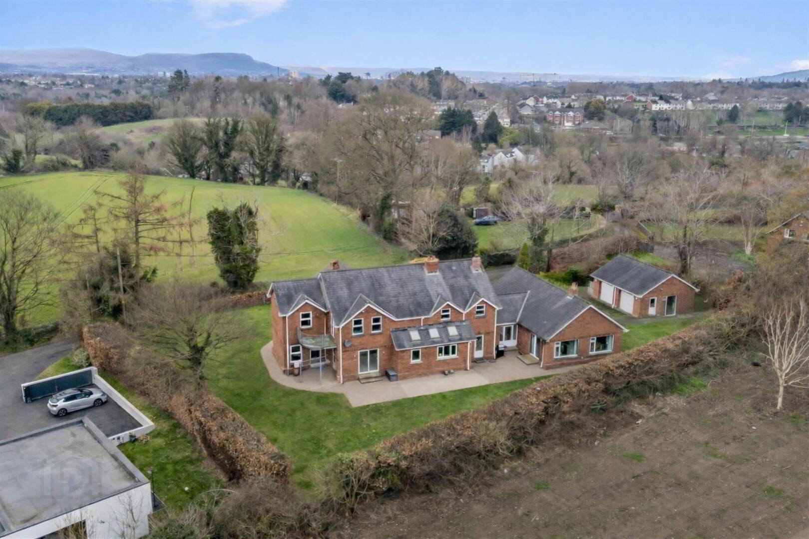 23 Ballynahatty Road 57 of 58