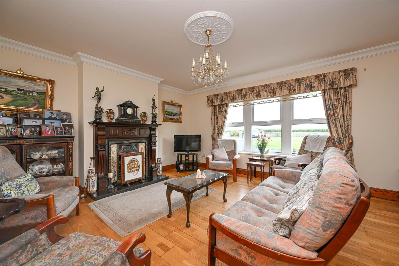 221 Ardglass Road 3 of 27