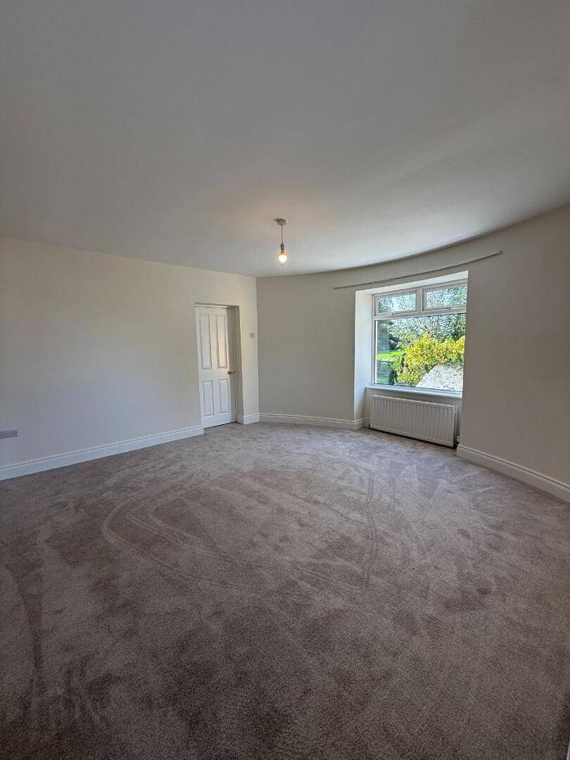 32 Springvale Road 3 of 20