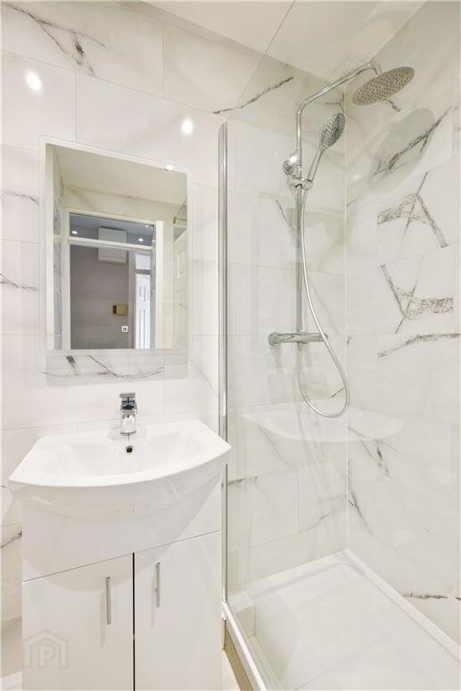 32 6 Ushers Quay 5 of 6