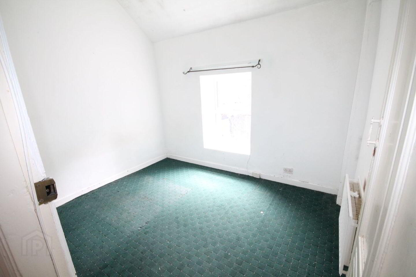 11 Saint Finbarr's Street 6 of 7