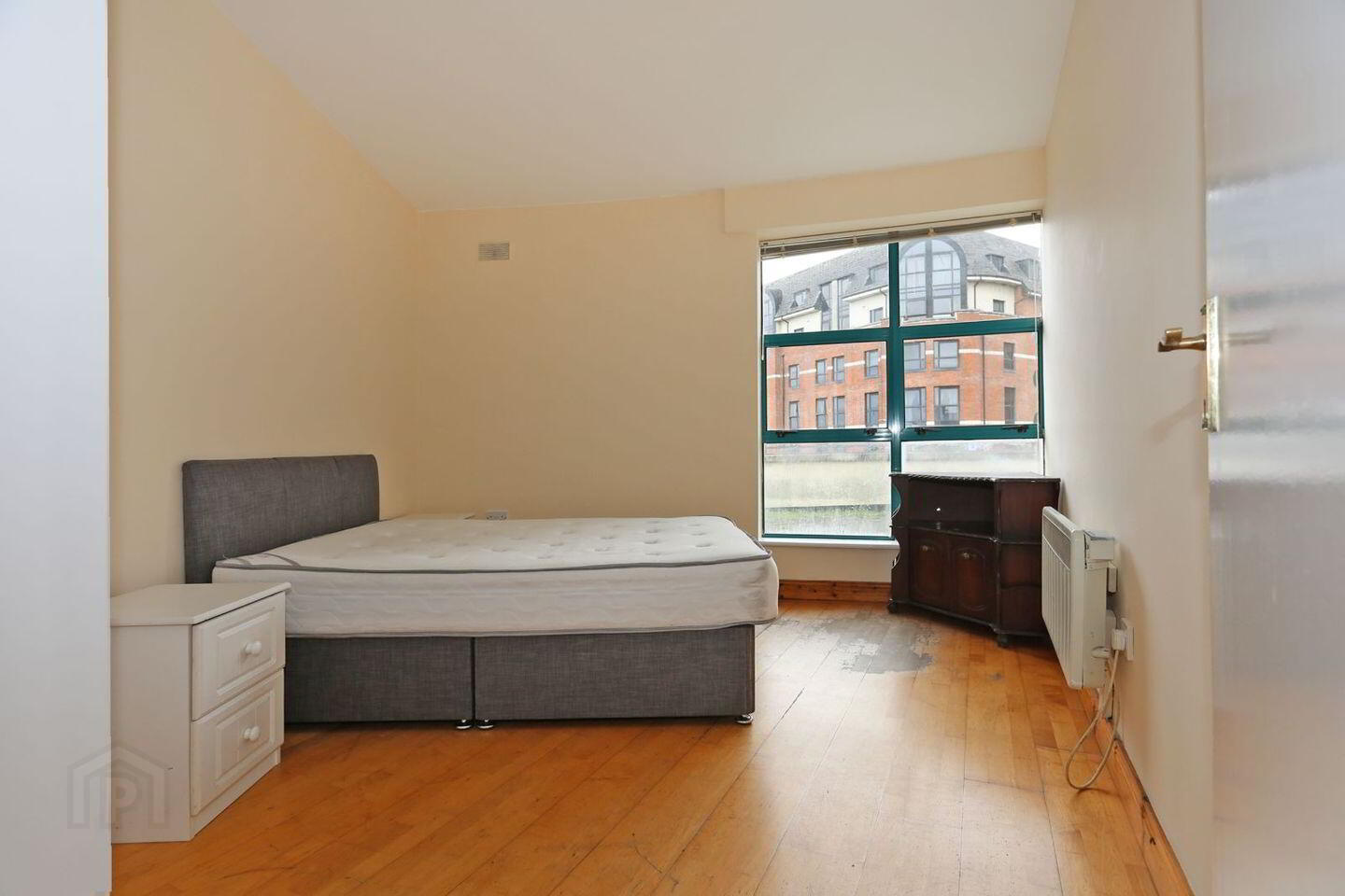 Apartment 15 Steamboat Quay 15 of 15