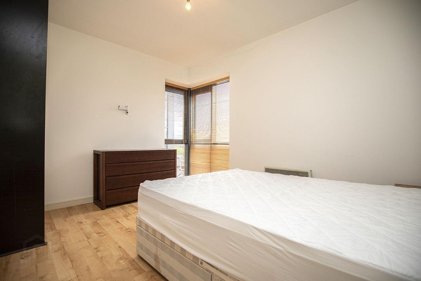 Apartment 86 Block C Raven Hall 9 of 9