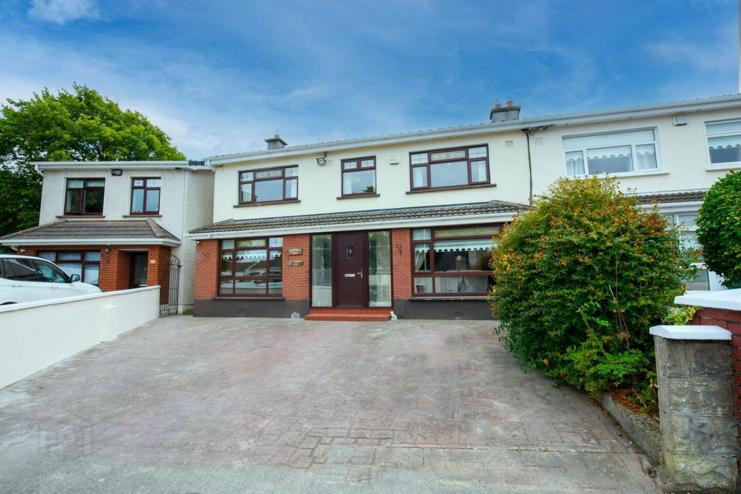 49 Broadford Drive 3 of 16