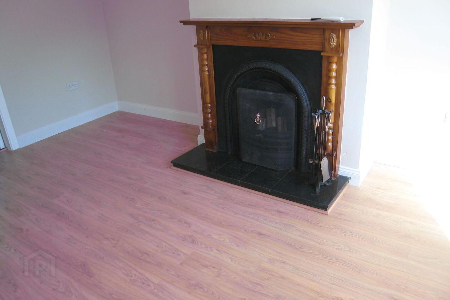 53 Meadow Park 5 of 6