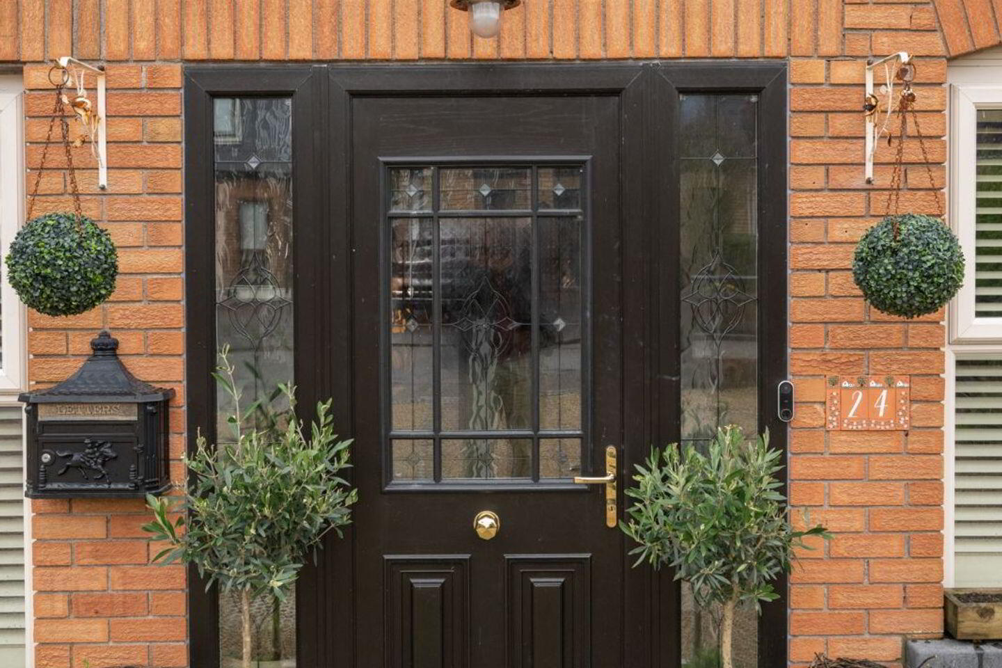 24 Brampton Court 3 of 11