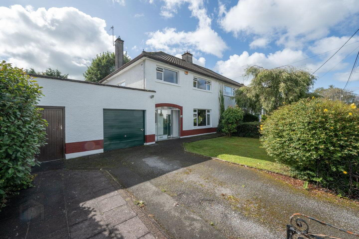 Saint Bernadette's, 31 Melbourn Avenue 3 of 13