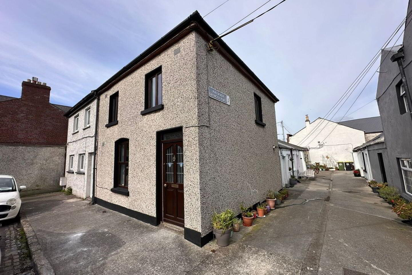 19 Spencer Street North 1 of 11