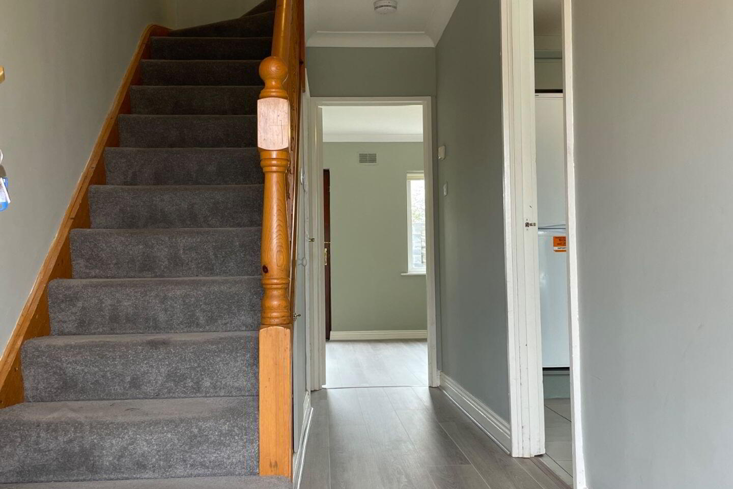 28 Rochford Drive 3 of 9