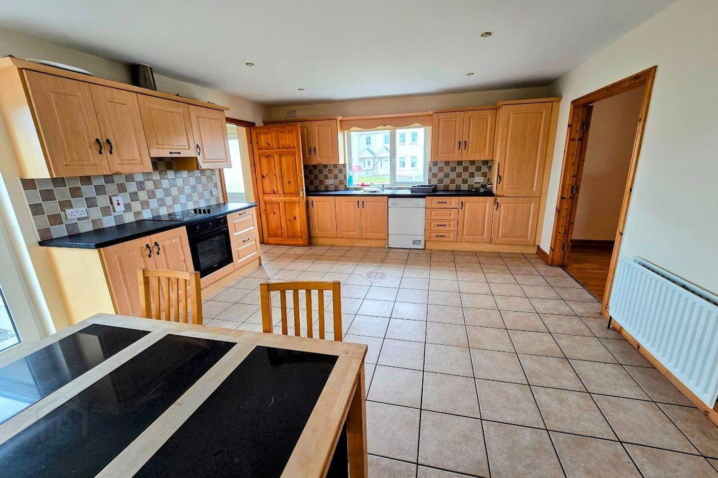 11 Hazelwood Park 6 of 6
