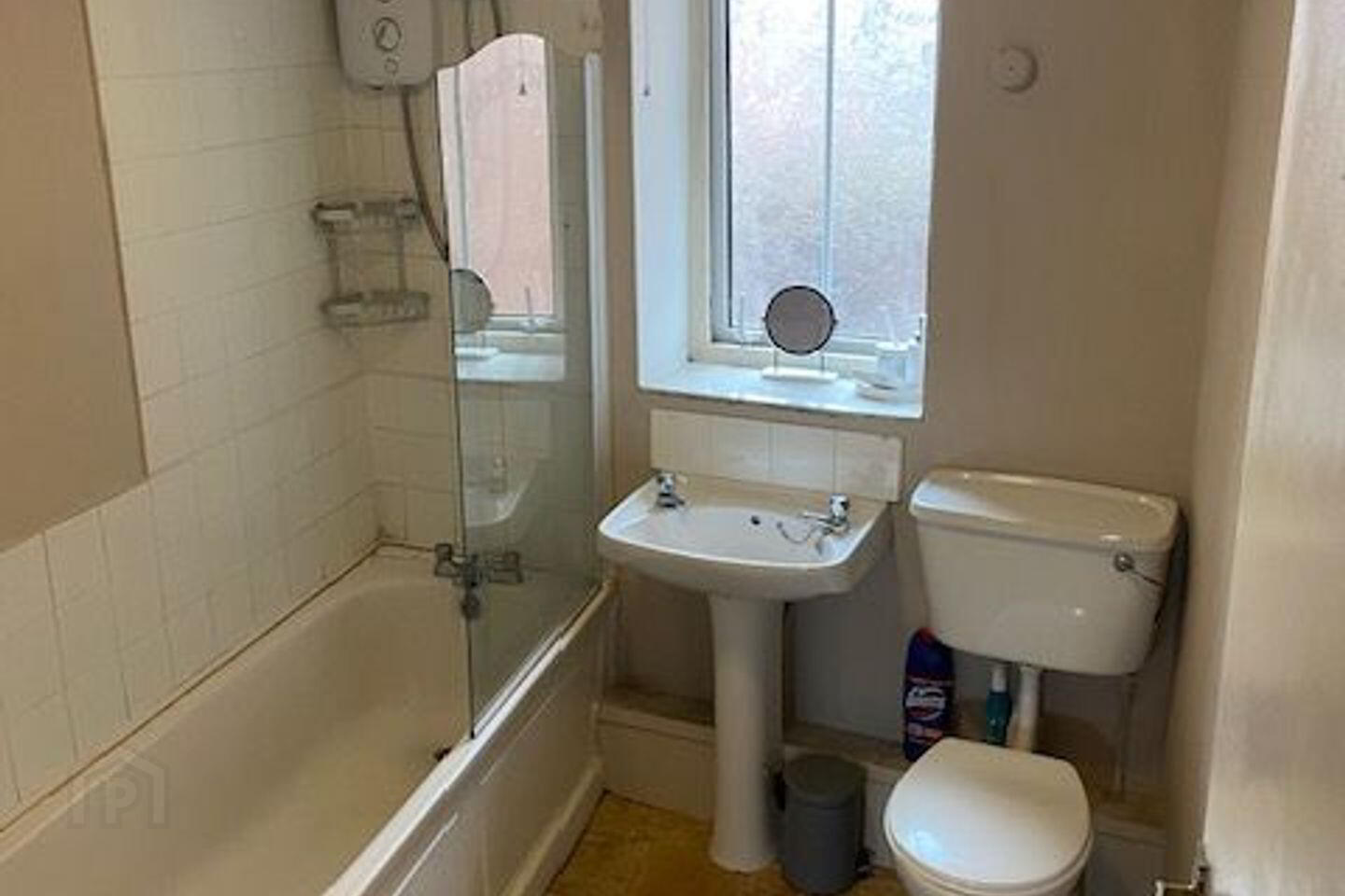 Apartment 29 Salmon Weir 13 of 14