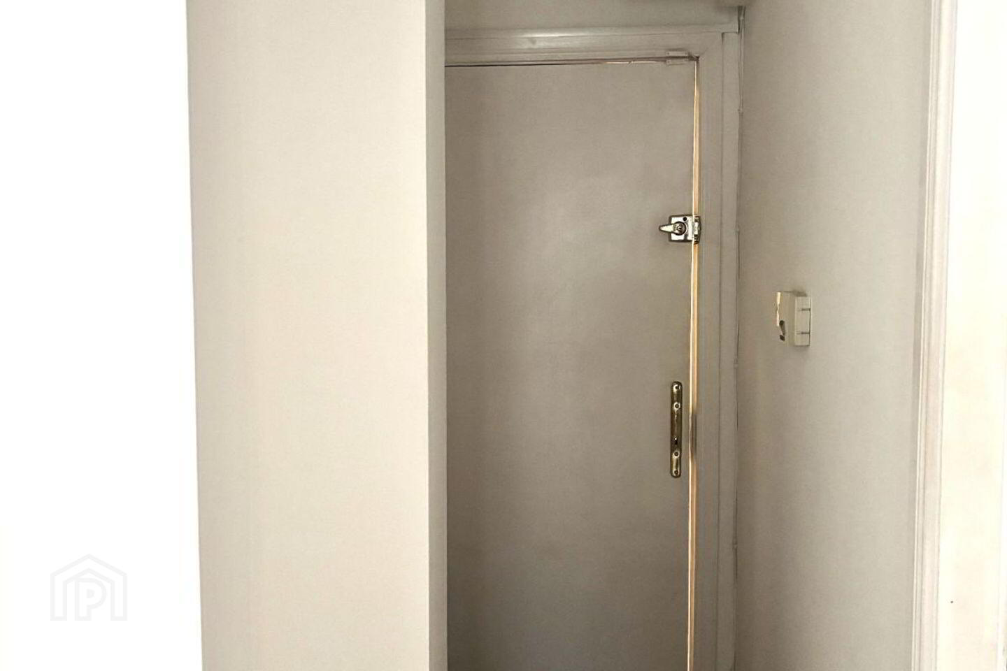 Apartment 2 55/56 Francis Street 10 of 11