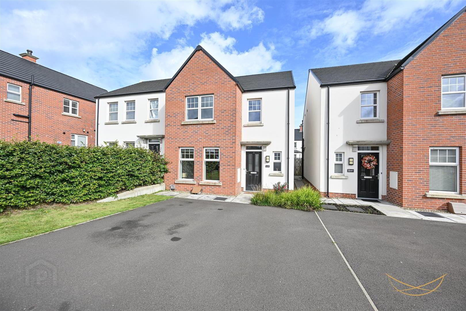 5 Rushfield Walk 1 of 41