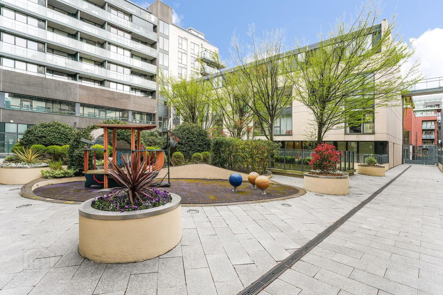Apt 83, Block M 23 of 23