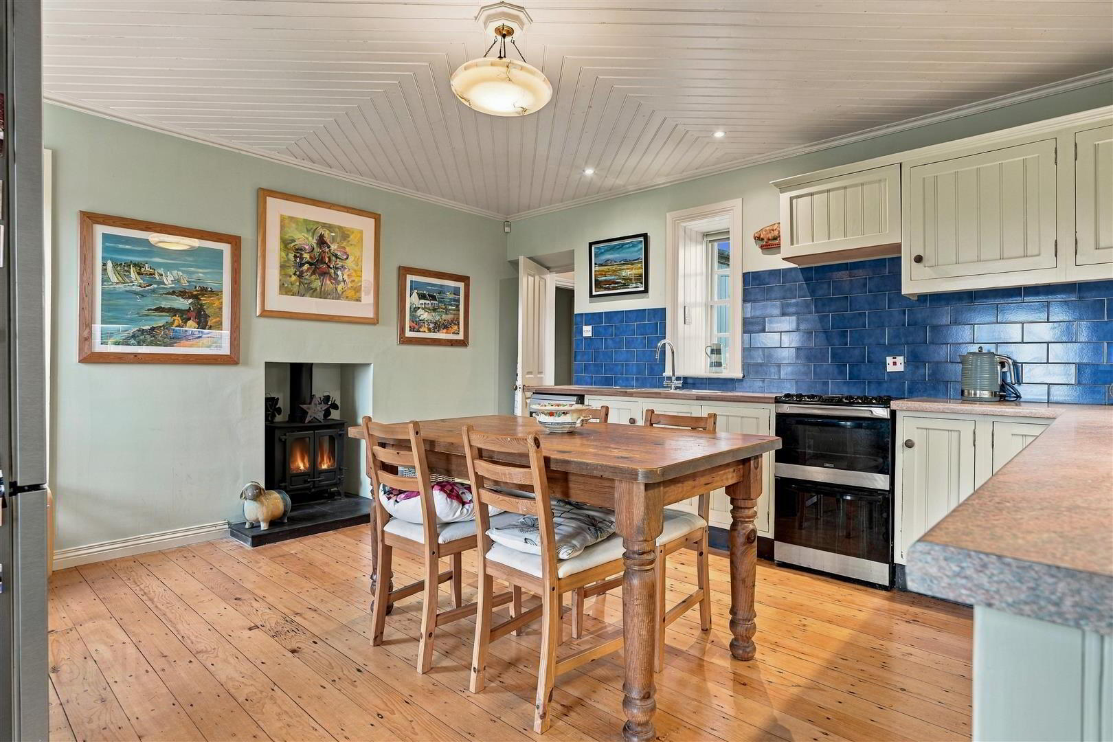 26 Thornyhill Road 3 of 23