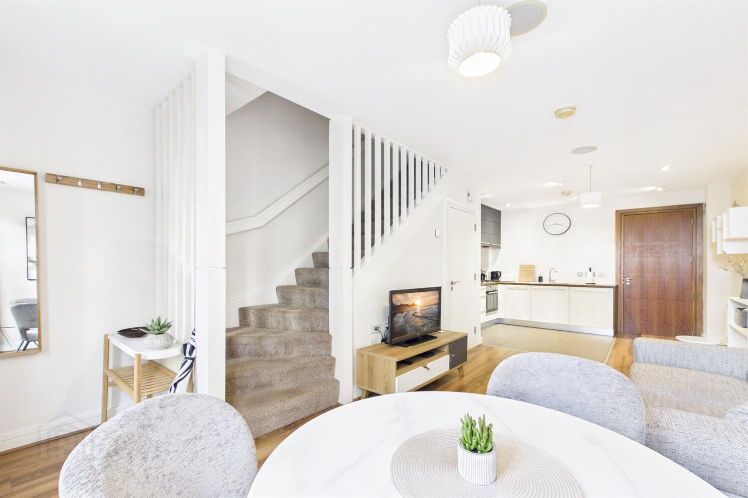 Apartment 7.05 The Arc 2H Queens Road 3 of 11