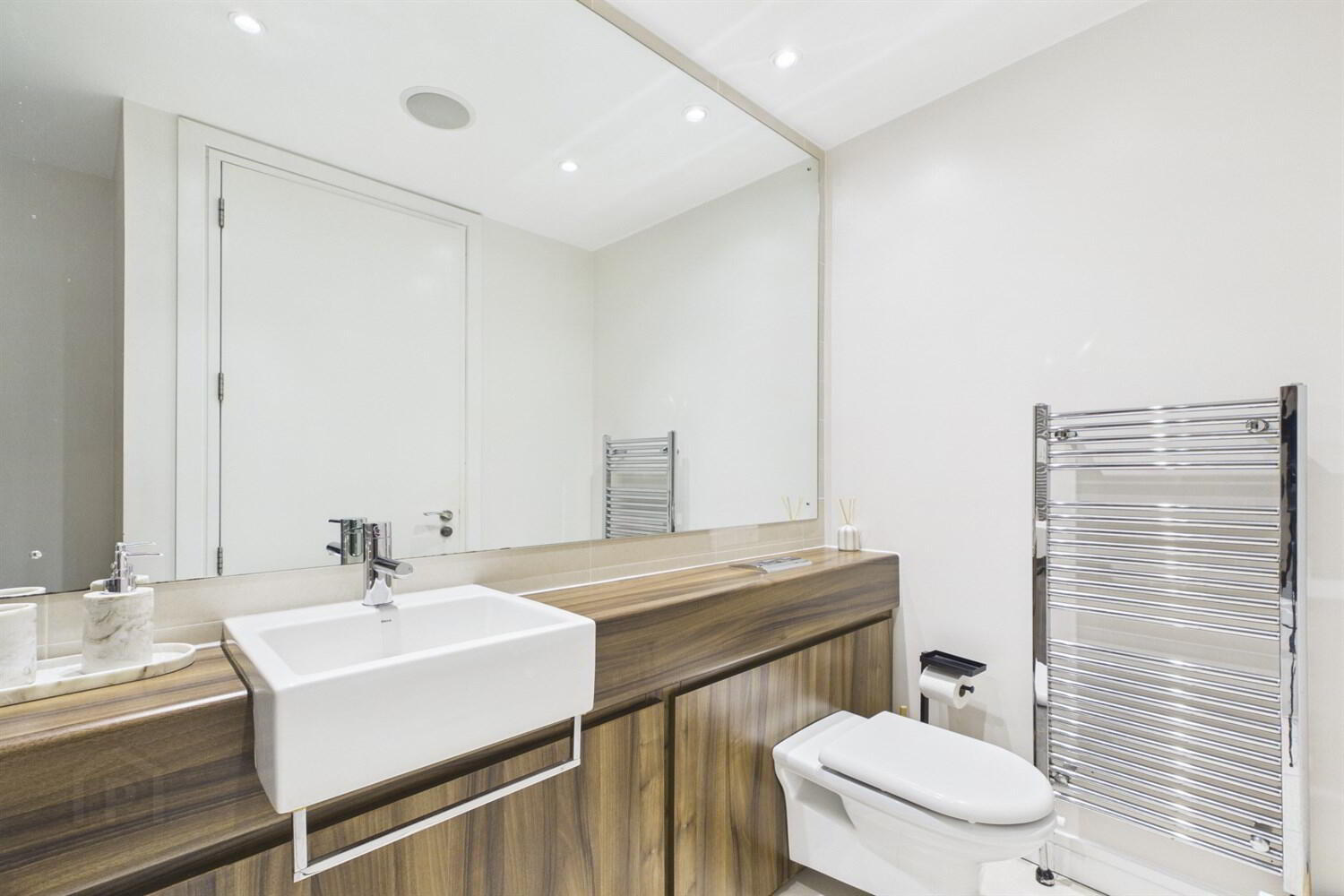 Apartment 7.05 The Arc 2H Queens Road 11 of 11