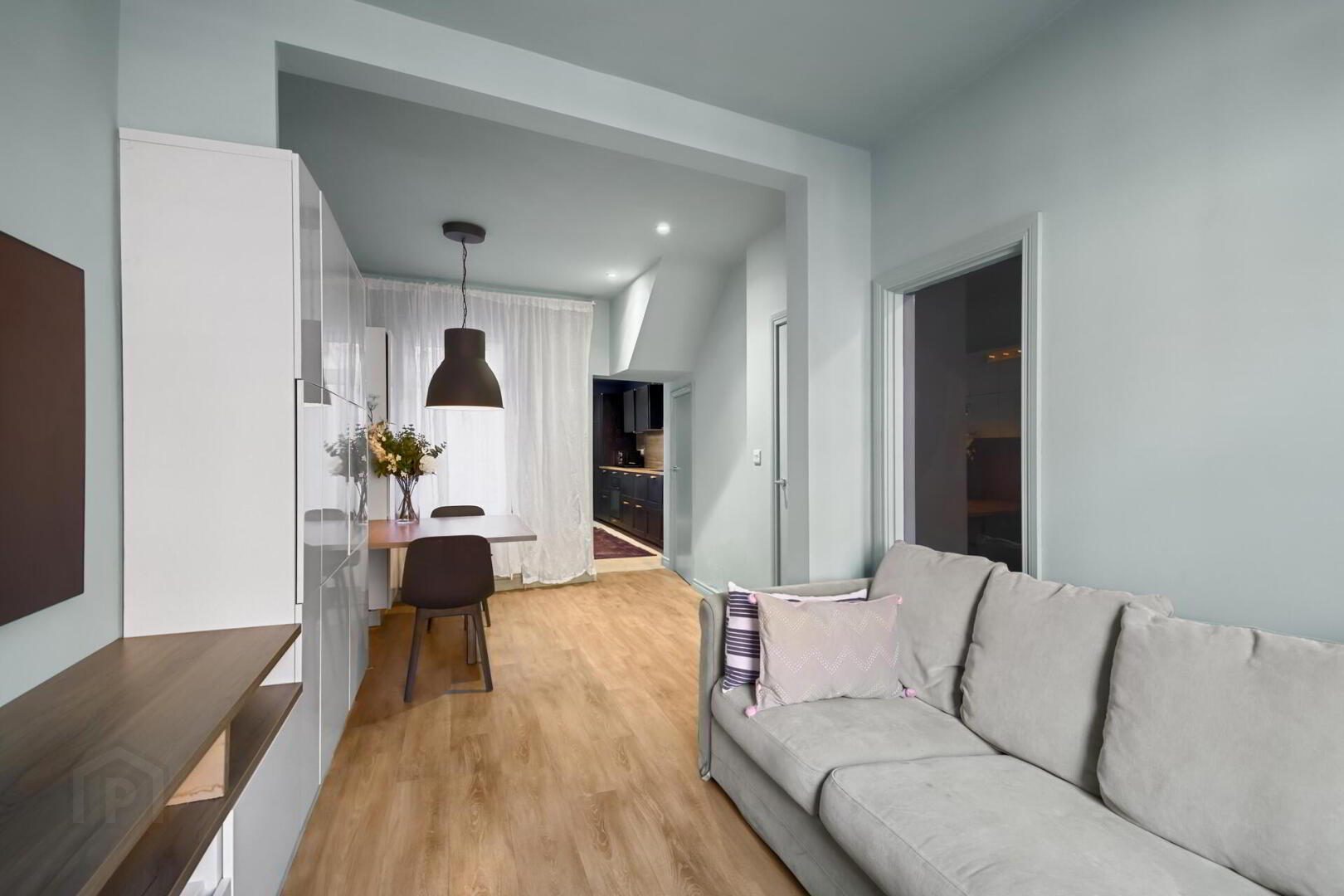4 Dunvegan Street 3 of 21