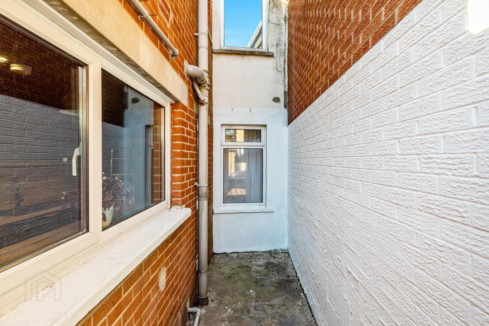 4 Dunvegan Street 20 of 21