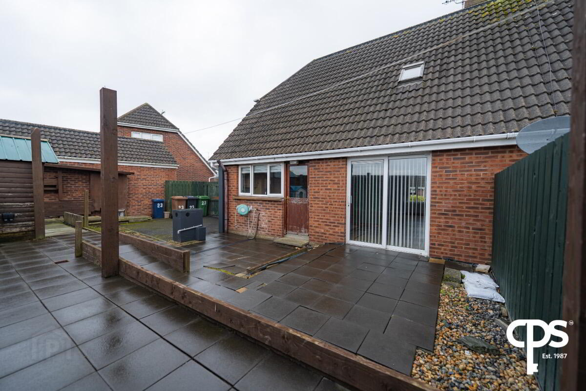 23 Thornhill Crescent 47 of 47