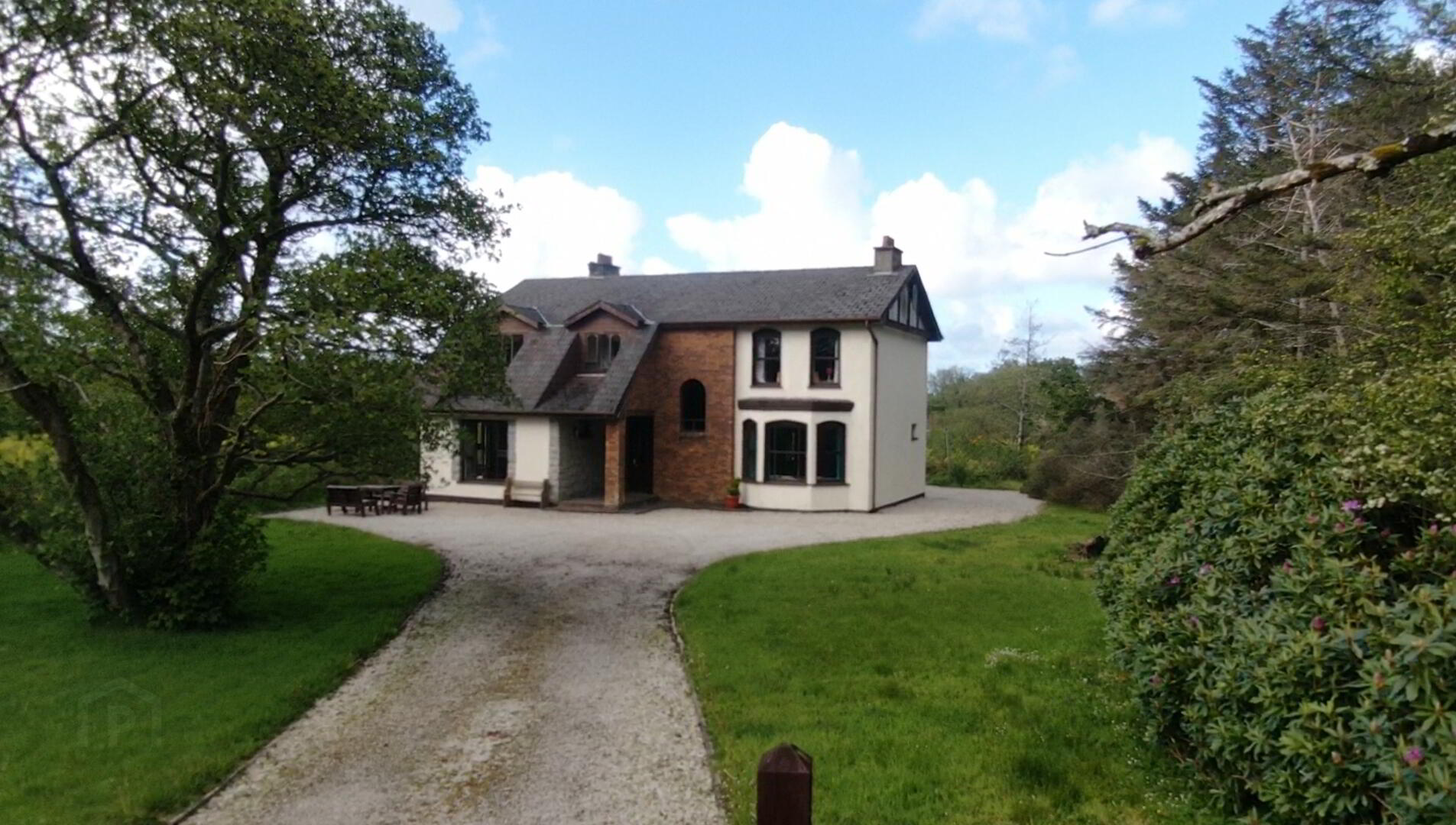 SUBSTANTIAL 5/6 BEDROOM COASTAL HOME, Ballyconnell 18 of 18