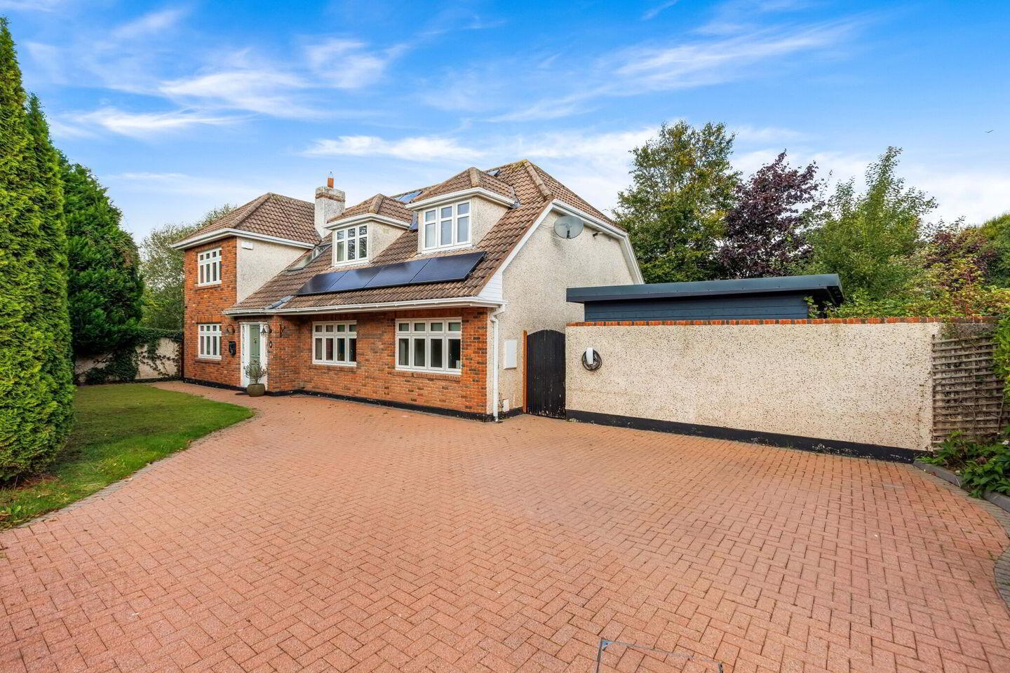10 Fairyhouse Lodge 2 of 63