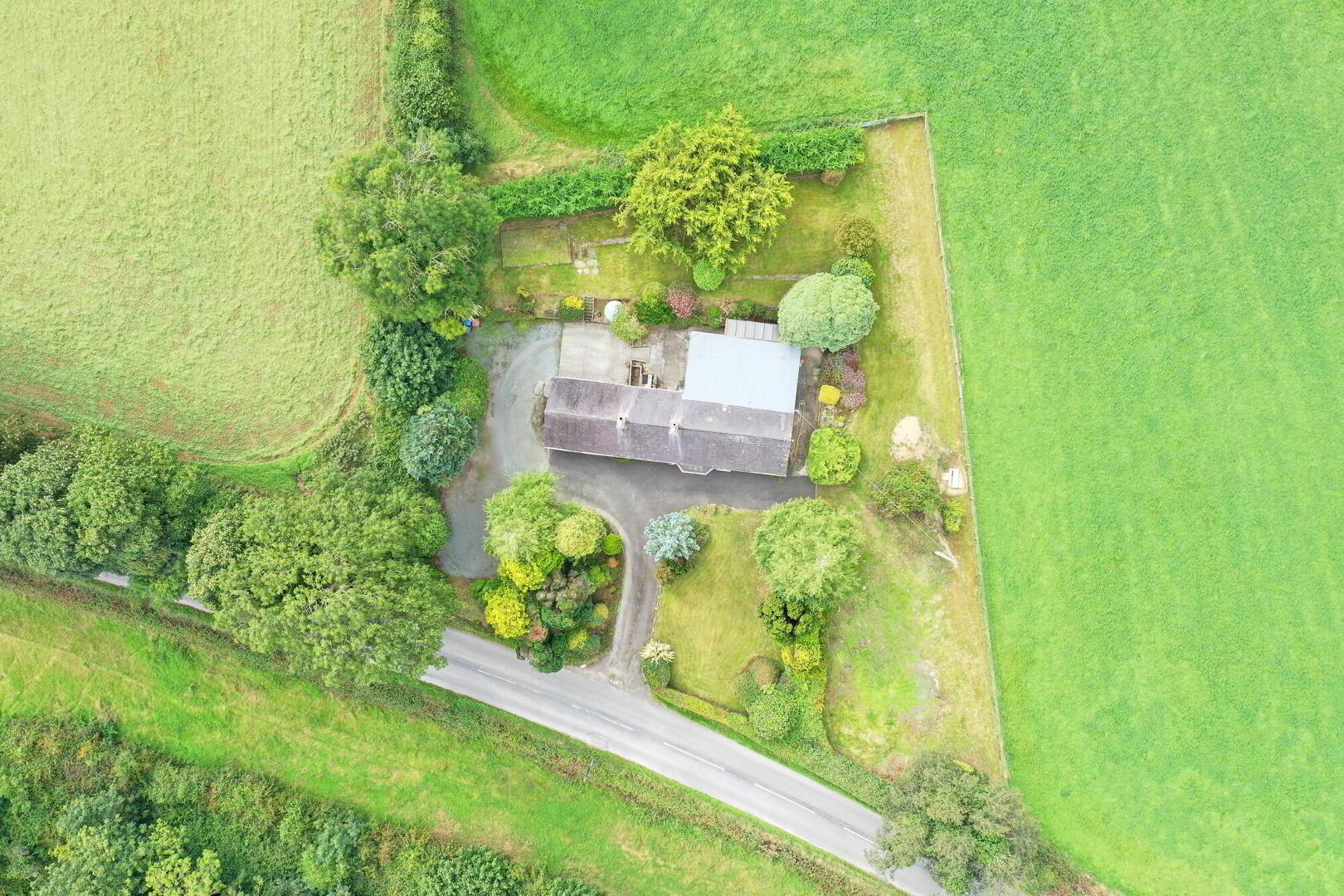 'Fairy Hill', 27 Old Road 31 of 31