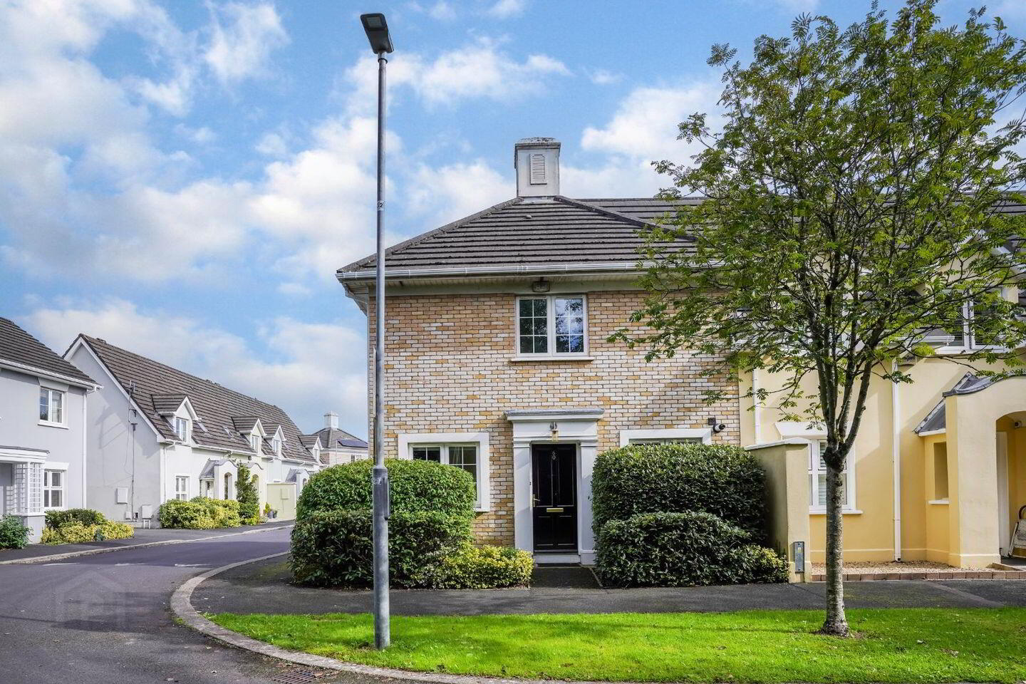 60 Millbridge Way 2 of 18