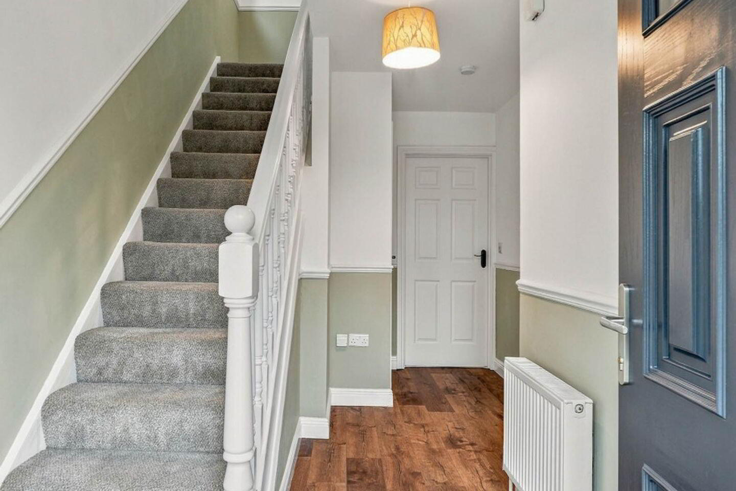 122 Meadowgate 3 of 47