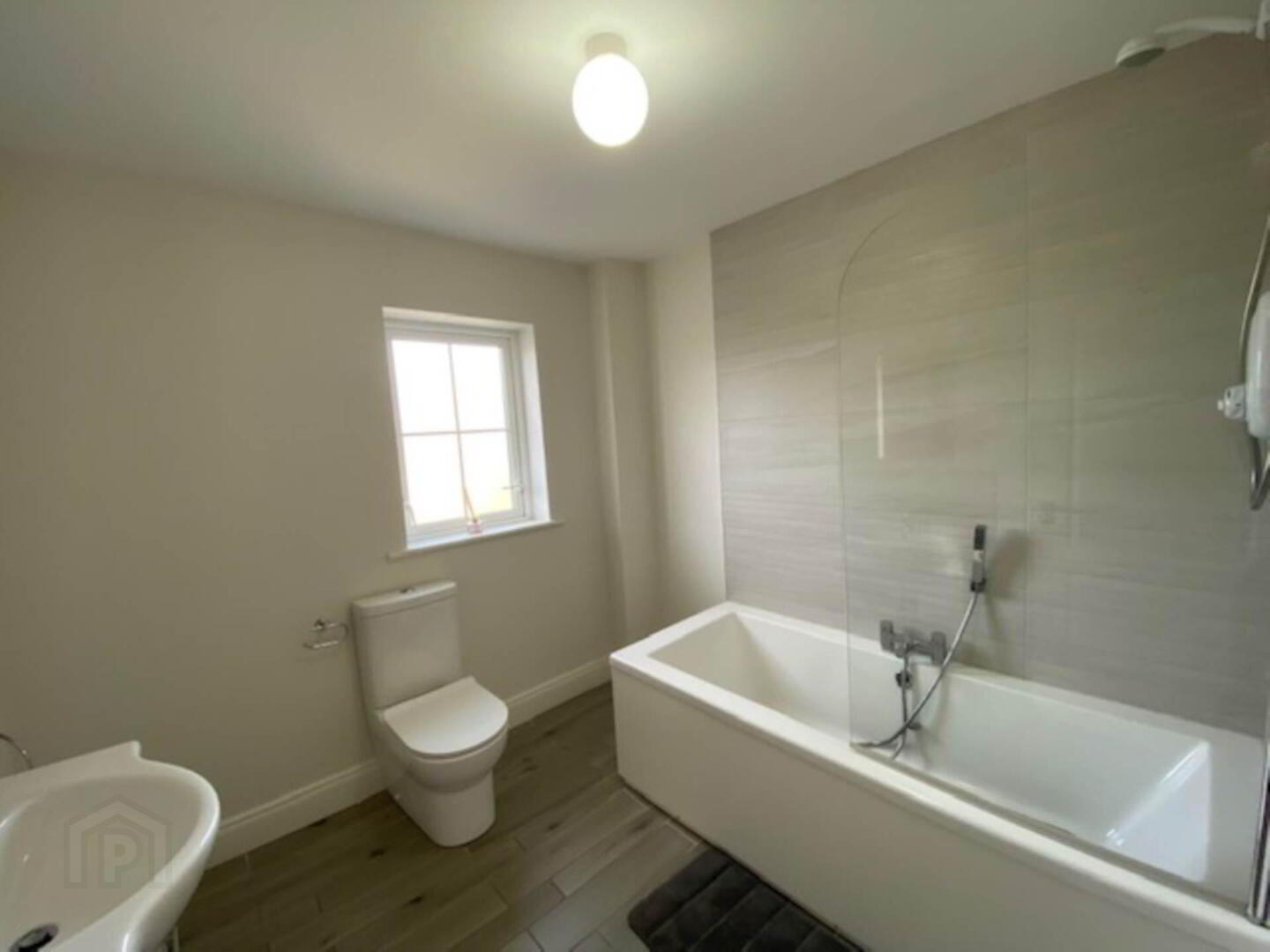 26 Stewarts Court 10 of 10
