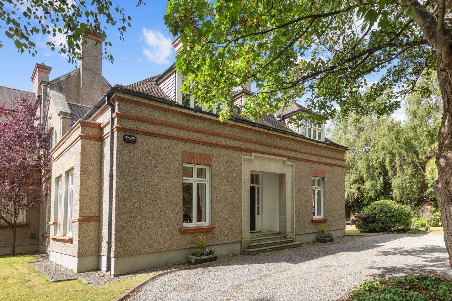 Coreen, 30 Shrewsbury Road 2 of 43