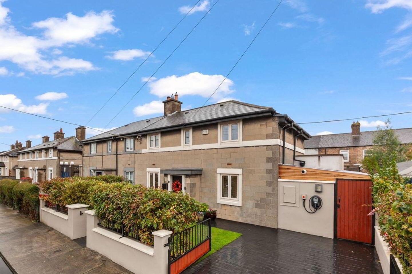 5 Strangford Road East 1 of 20